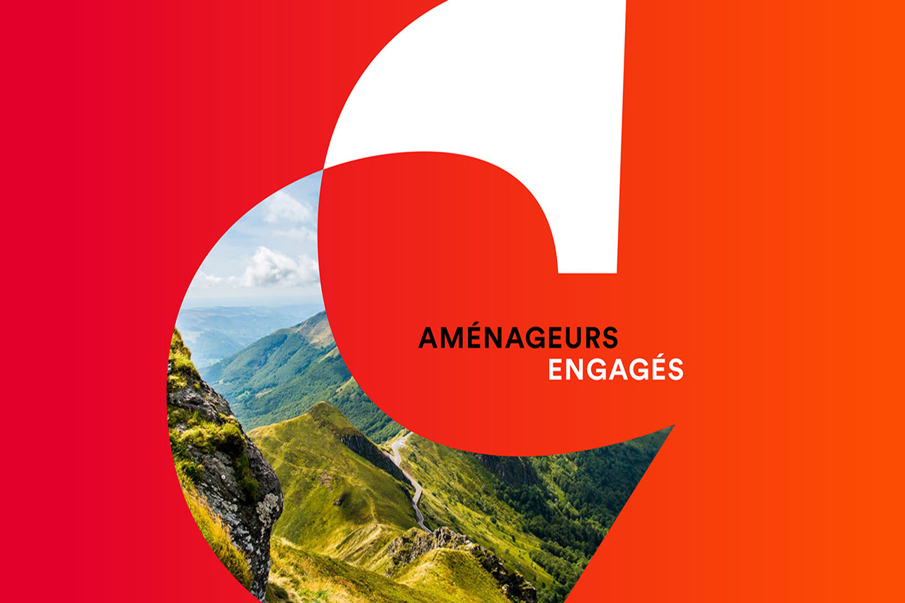 CHEVAL品牌LOGO设计